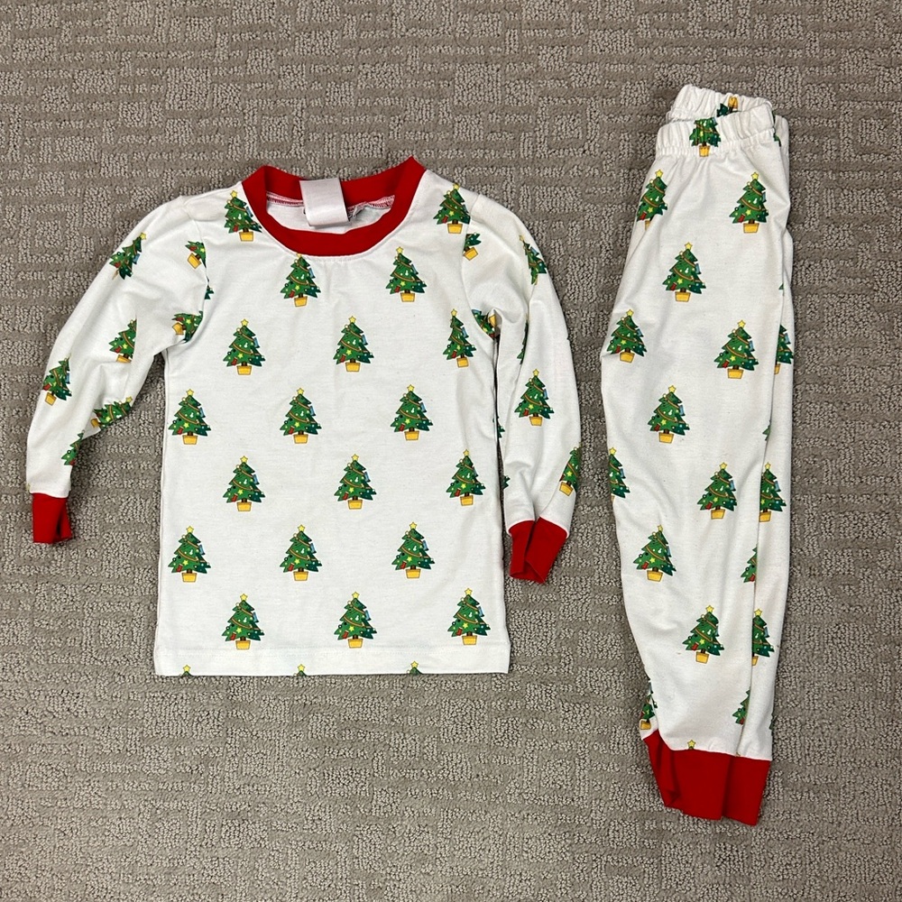 Kids Boutique Holiday Pajamas size 2 Christmas Trees Boys Girls PJs Jammies